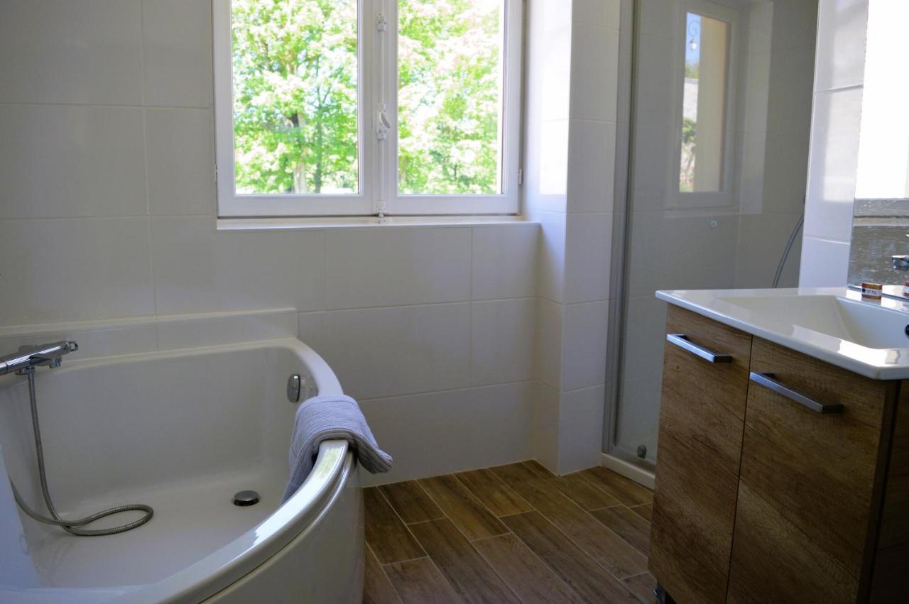 Holiday home Maison Typique - Tres Grand Jardin - 7km De La