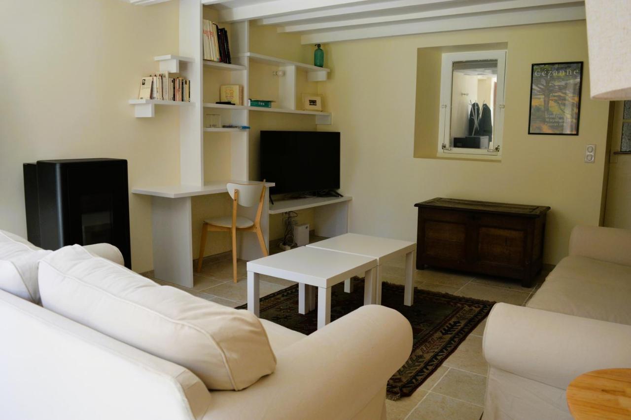 Hébergement de vacances Maison Typique - Très Grand Jardin - 7km De La Fontaine-Henry
