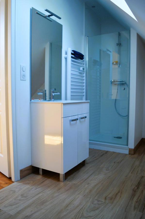Holiday home Maison Typique - Tres Grand Jardin - 7km De La *