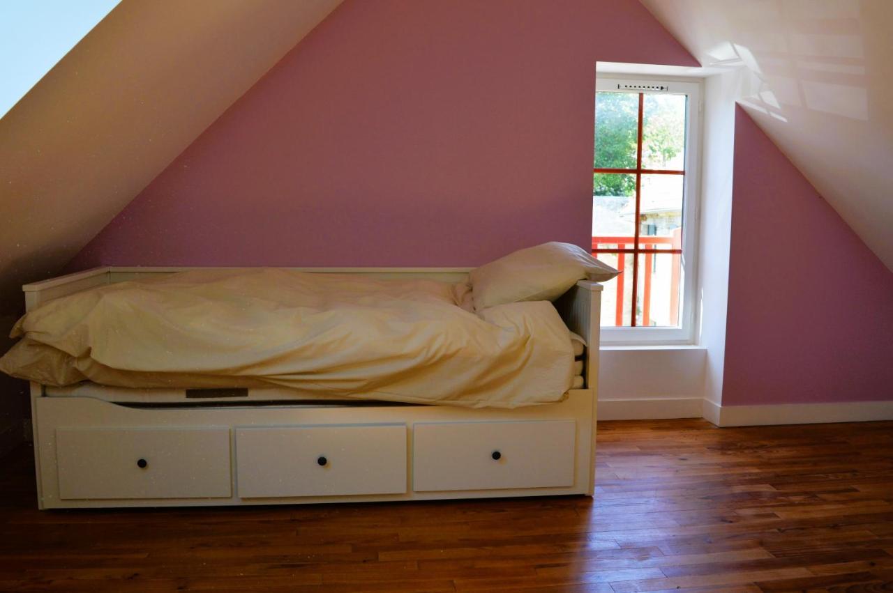 Holiday home Maison Typique - Tres Grand Jardin - 7km De La Fontaine-Henry